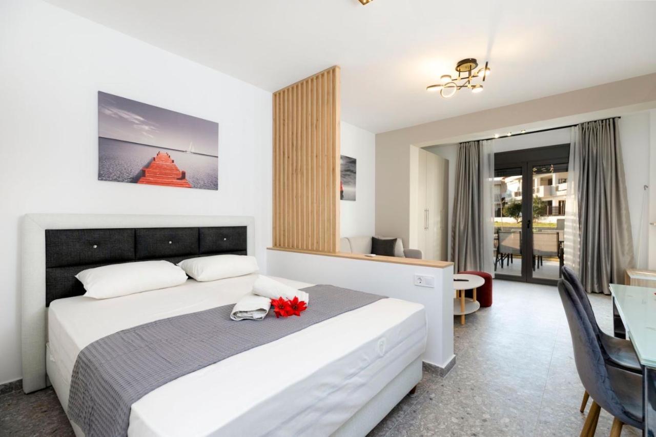 Twinstars Superior Apartment Геракіні Екстер'єр фото